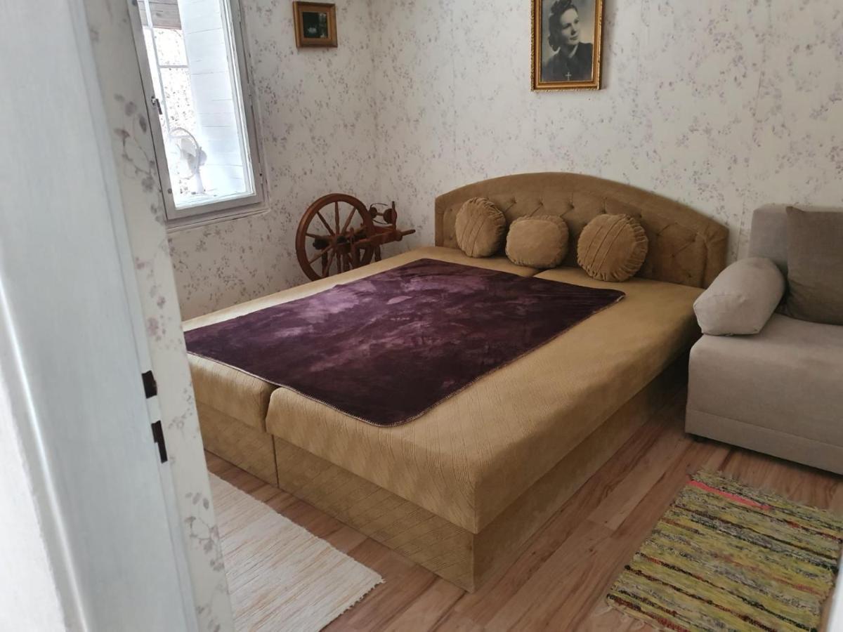 Horska Chata V Srdci Kremnickych Hor Banská Bystrica Esterno foto
